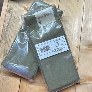 Green set of 8 cloth table napkins